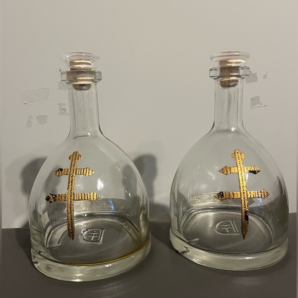 Pair (2) D`USSE 750ML VSOP Cognac Bottles empty collectors - Picture 1 of 8